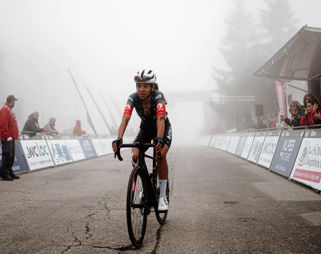 Marion Bunel wins the third edition of Alpes Grésivaudan Classic in challenging conditions